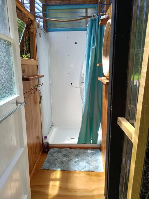 Gumboot Paradise Eco Stay Barrytown ภายนอก รูปภาพ