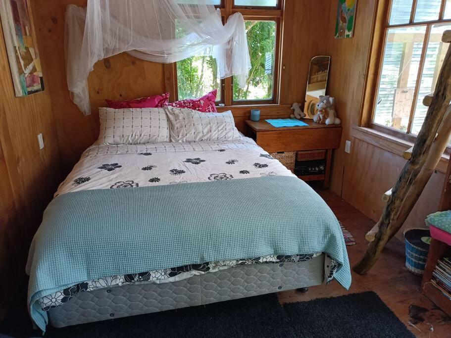 Gumboot Paradise Eco Stay Barrytown ภายนอก รูปภาพ